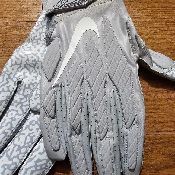 Nike Superbad Football Gloves Grey White 3XL Receiver Padded Rubber Camo New - Picture 5 of 12